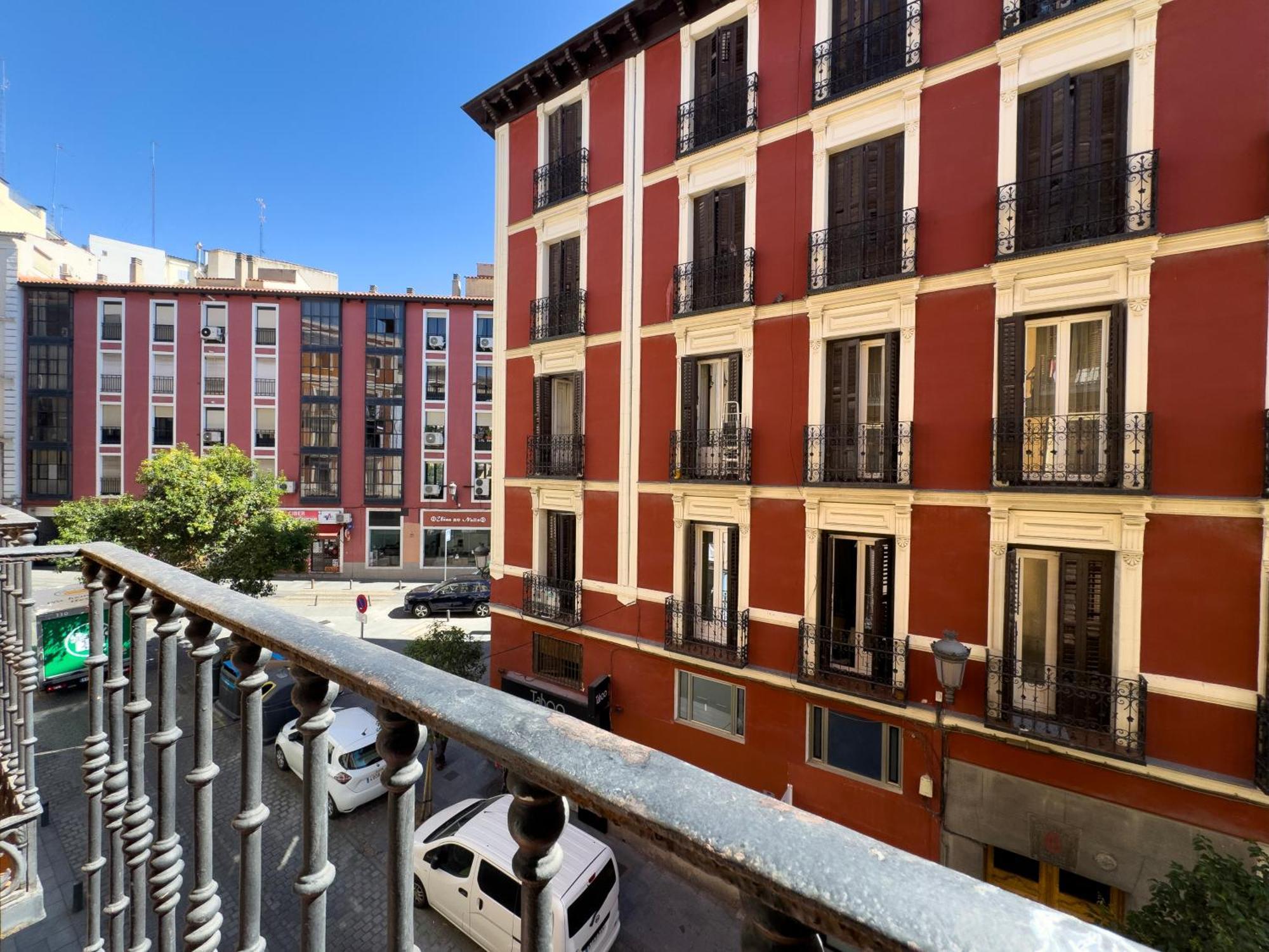 Opera Stays By Charming, Madrid